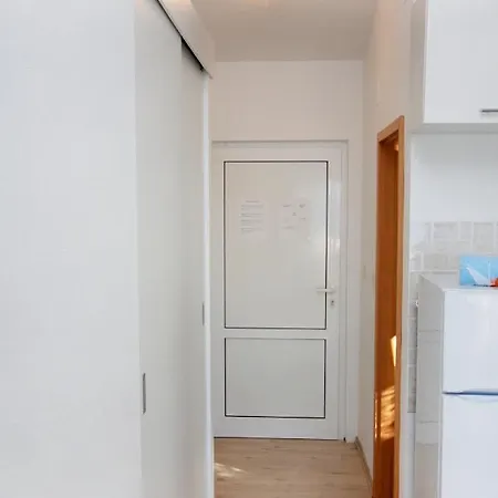 By The Sea - 4805 Apartment