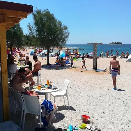 Apartment By The Sea - 4805 *