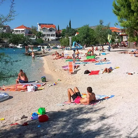 Apartment By The Sea - 4805 Rogoznica (Sibenik-Knin)