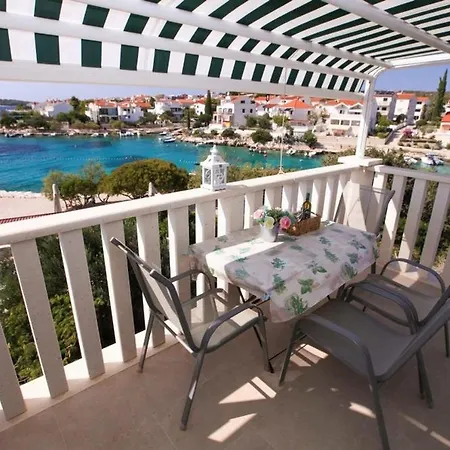 By The Sea - 4805 Apartment