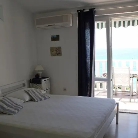 By The Sea - 4805 Apartment