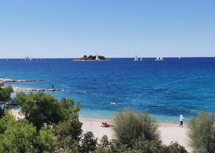 By The Sea - 4805 Apartment Rogoznica (Sibenik-Knin)