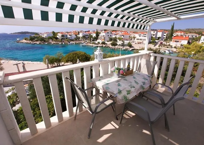 By The Sea - 4805 Daire