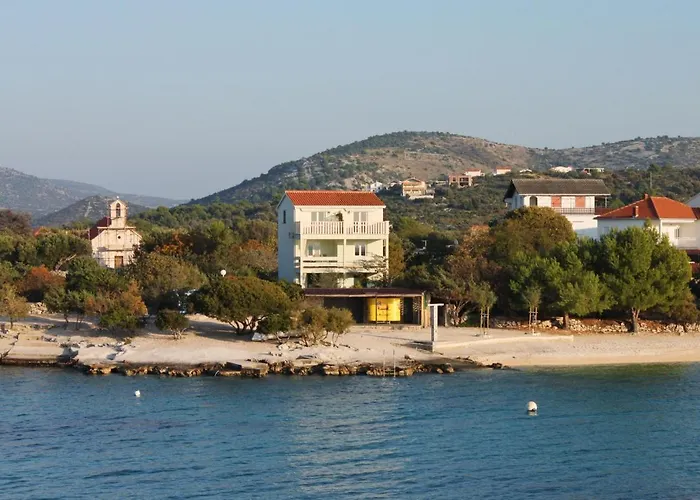 By The Sea - 4805 Apartment *